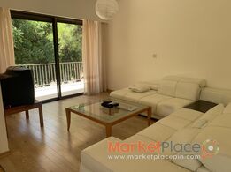 2 bed appartment in a family house