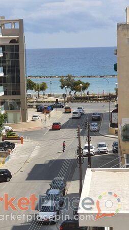Newly renovated, 2-bedroom apartment, 100 meters from the sea - Neapolis, Limassol