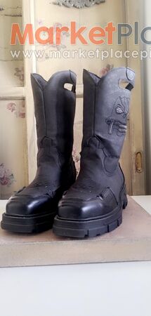 Black unisex boots - Lakatamia, Nicosia