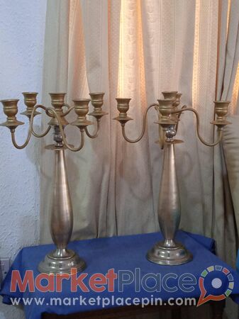 Δύο μπρούτζινα κηροπήγια μπορούν να γίνουν και για ένα κερί. - 1.Limassol, Limassol