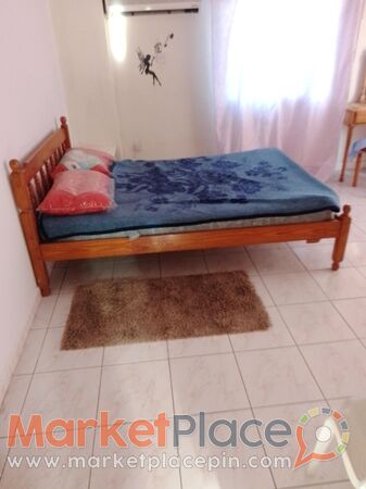 50 euro Bed double κρεβάτι διπλο - Geroskipou, Paphos