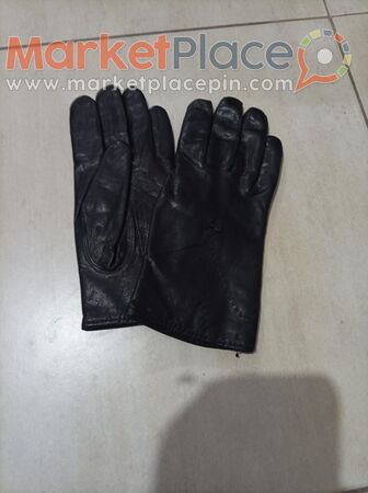 Leather gloves - Pano Polemidia, Limassol